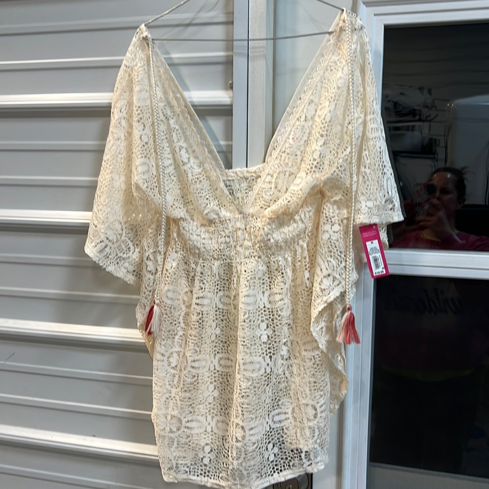 BNWT Women’s Xhilaration crème swim cover with smocking and lace size medium